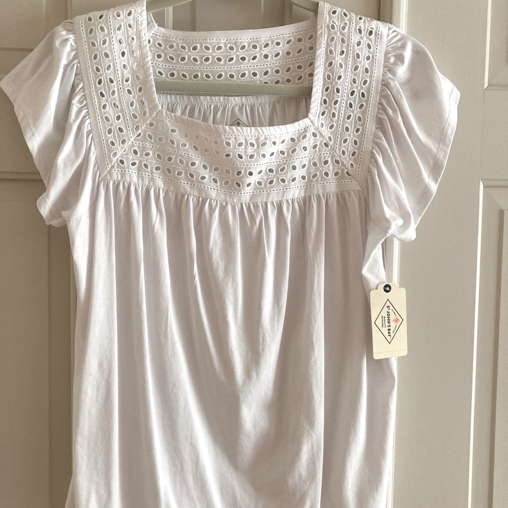 St. John’s Bay Top